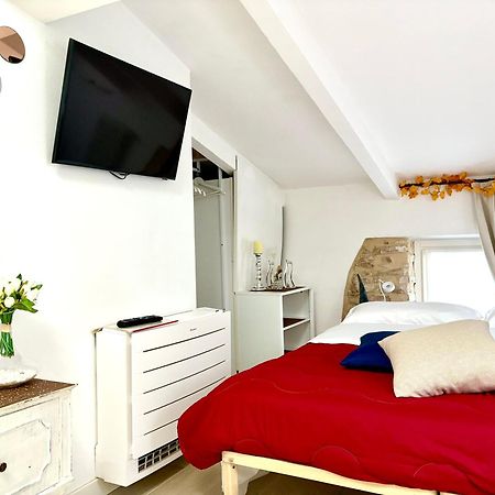 Dimora Di Charme Rooms & Apartments Peschiera del Garda Bagian luar foto