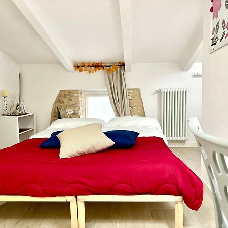 Dimora Di Charme Rooms & Apartments Peschiera del Garda Bagian luar foto