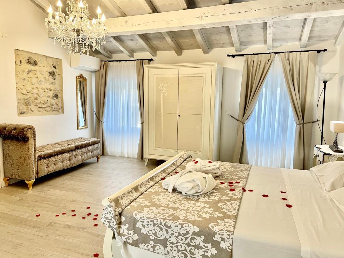 Dimora Di Charme Rooms & Apartments Peschiera del Garda Bagian luar foto