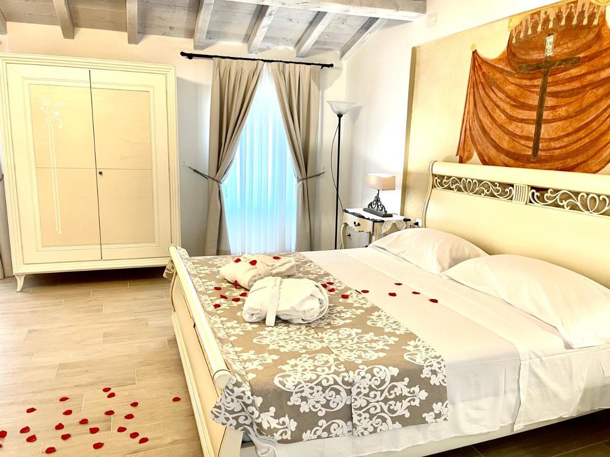 Dimora Di Charme Rooms & Apartments Peschiera del Garda Bagian luar foto