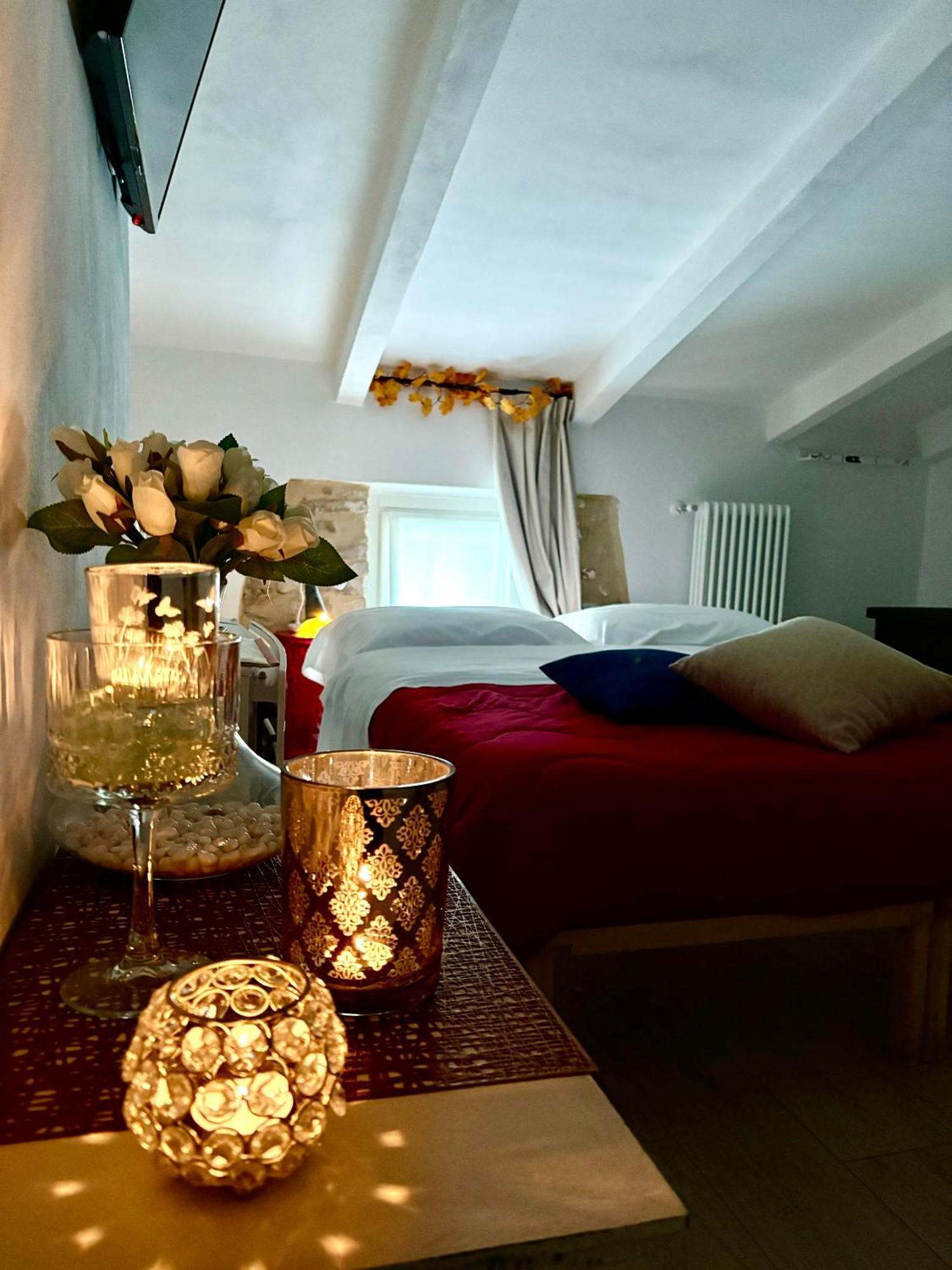 Dimora Di Charme Rooms & Apartments Peschiera del Garda Bagian luar foto